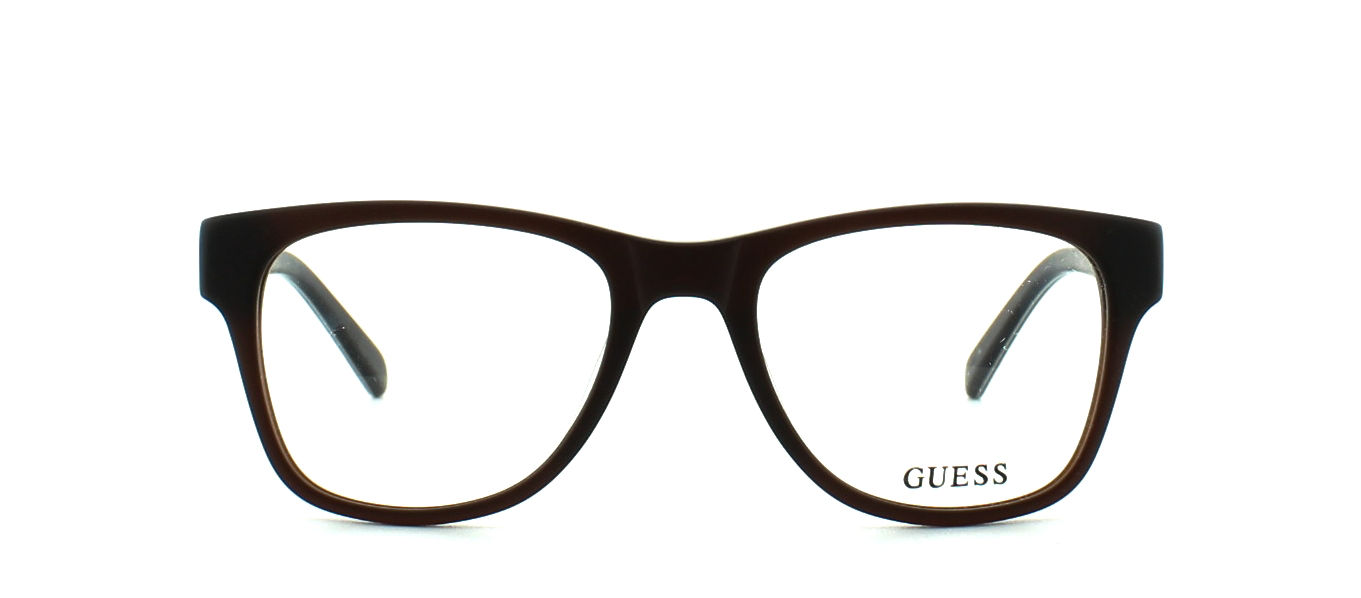 GUESS model GU1826 col.BRN